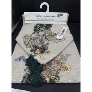 VNTG Table Expression USA Angel Wreath Lena Liu Table Runner 13x72” Christmas NP